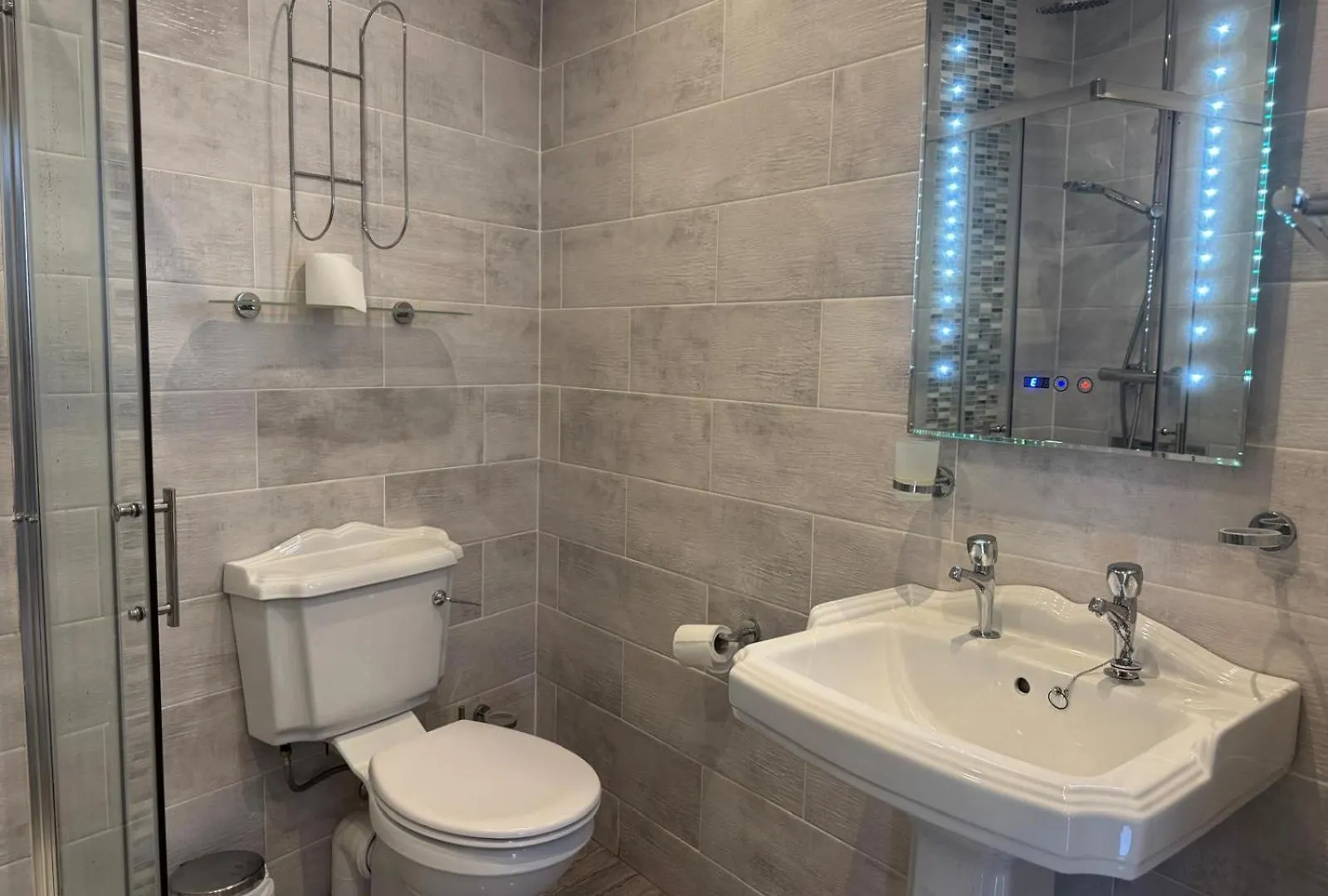 *** Guest house Donnybrook Hall Dublin Ireland